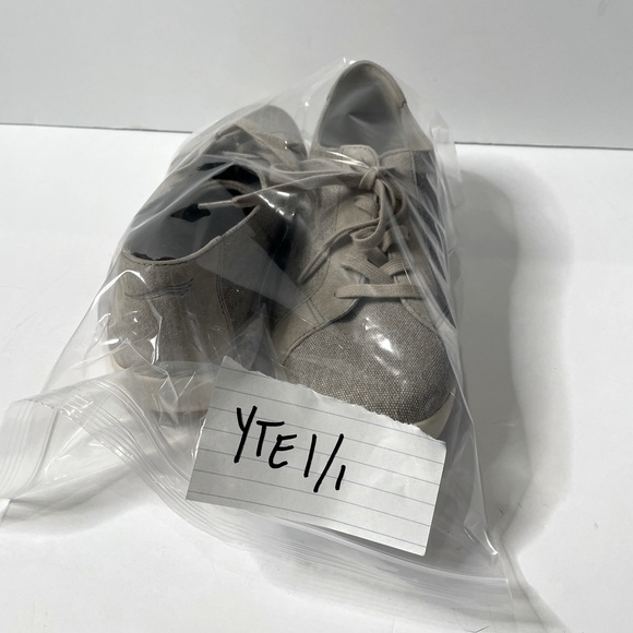 Dansko Women's Olisa | Stone Canvas | Size 40/ 9US - Picture 7 of 7